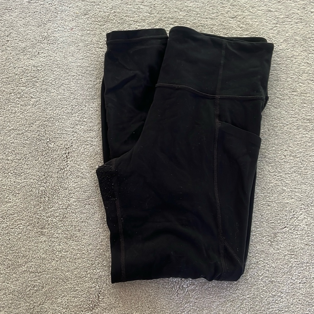 Athleta leggings with pockets